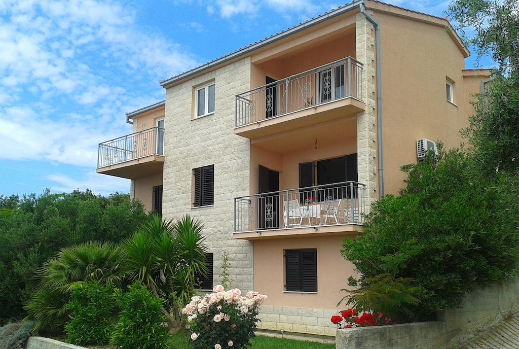 Apartments Maja ดูกีรัท ภายนอก รูปภาพ